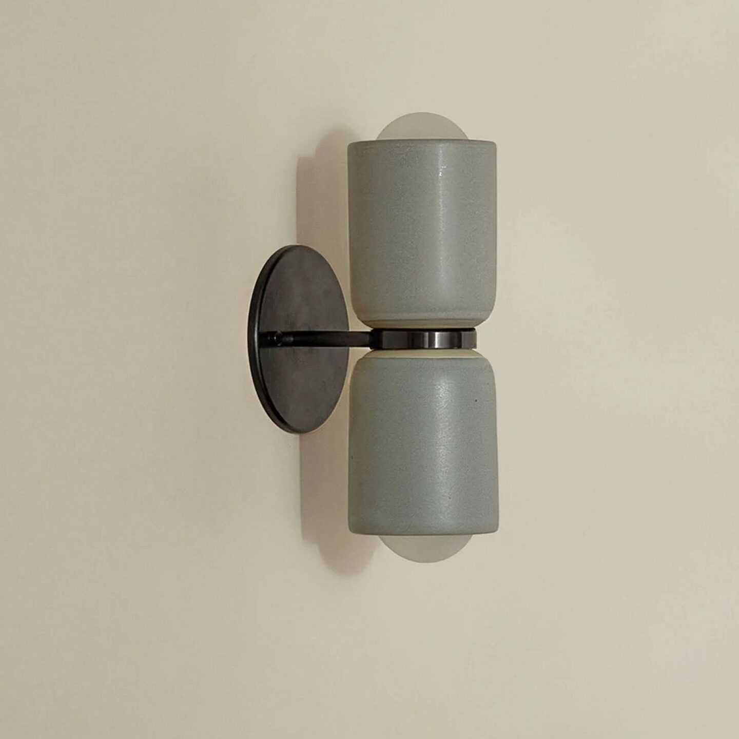 Terra 2 Wall Fog & Brushed Black